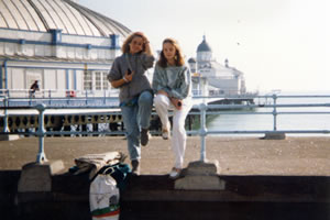 Blick auf den Pier und Strand